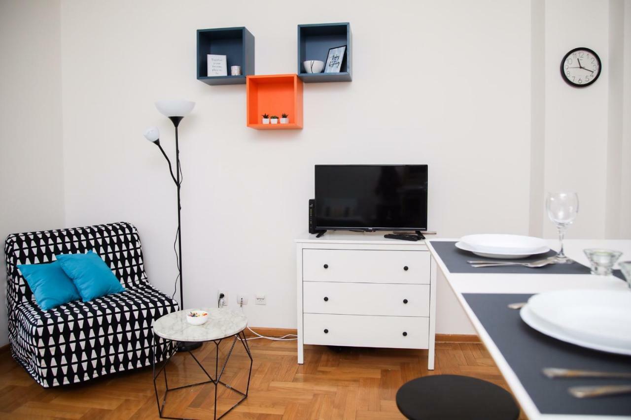 Mikele Apartamento Belgrado Exterior foto